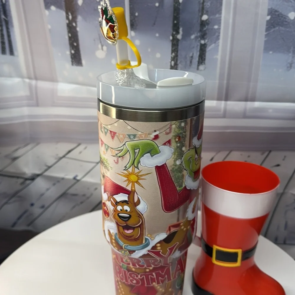 40oz Scooby doo‎ and the grinch tumbler. NWOT